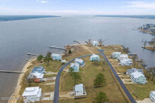 290 Whichard Lane, Chocowinity, NC 27817