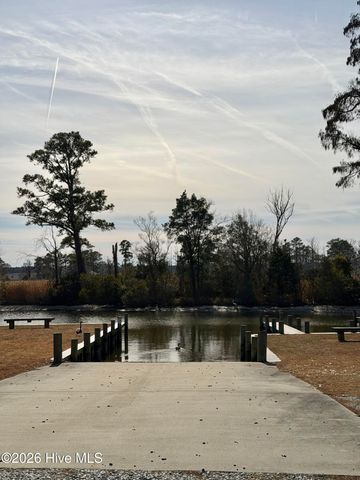 290 Whichard Lane, Chocowinity, NC 27817