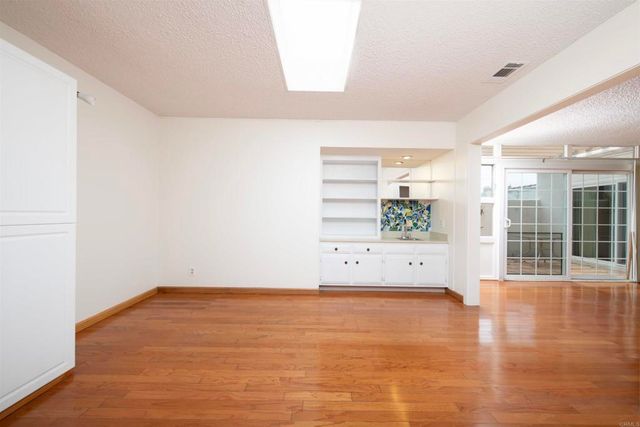 3621 Vista Campana S 11, Oceanside, CA 92057