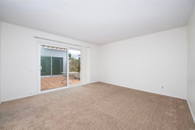 3621 Vista Campana S 11, Oceanside, CA 92057