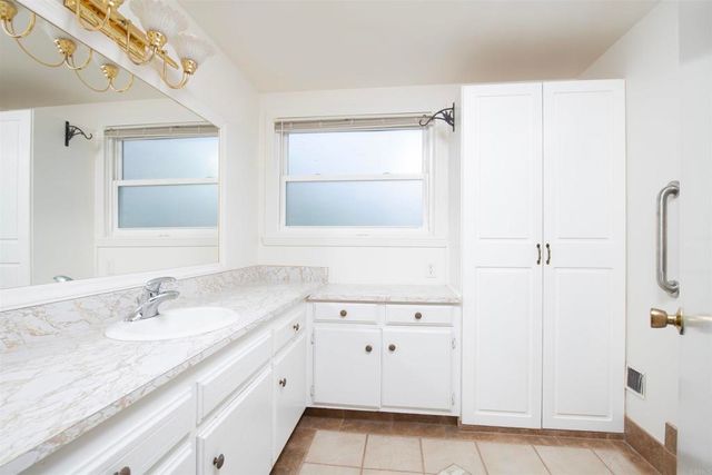 3621 Vista Campana S 11, Oceanside, CA 92057