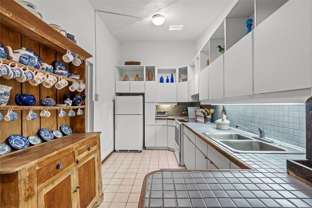 2388 LAUREL ST. PUNTA LAS MARIAS STREET, San Juan, PR 00913