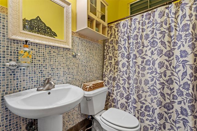 2388 LAUREL ST. PUNTA LAS MARIAS STREET, San Juan, PR 00913