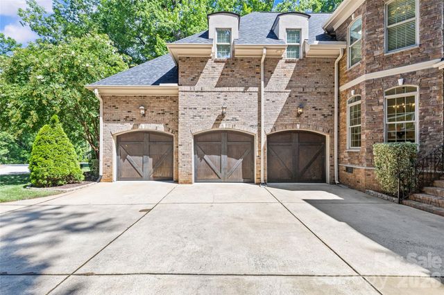 3030 Ashford Glen Drive, Matthews, NC 28104