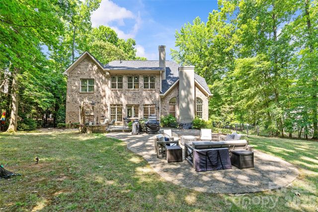 3030 Ashford Glen Drive, Matthews, NC 28104