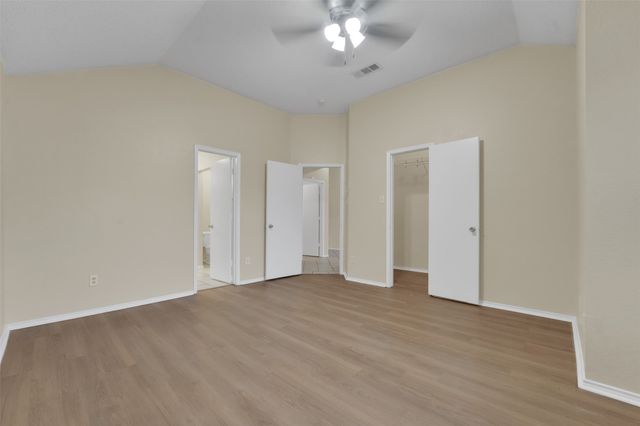 321 Dakota Drive, Arlington, TX 76002