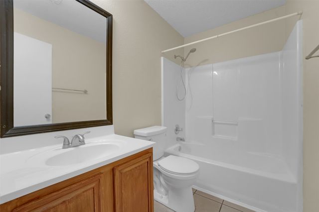 321 Dakota Drive, Arlington, TX 76002