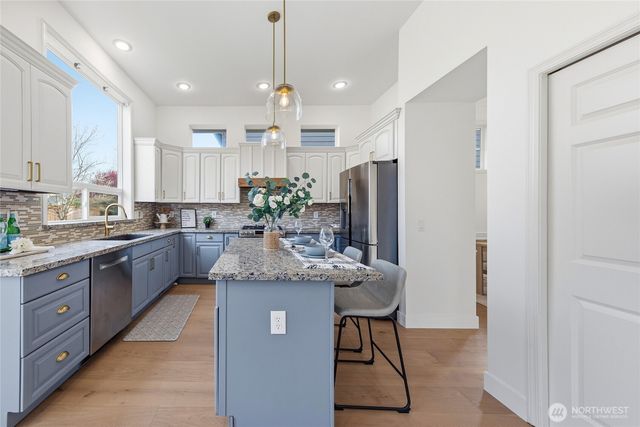 536 237th Ave SE SE, Sammamish, WA 98074
