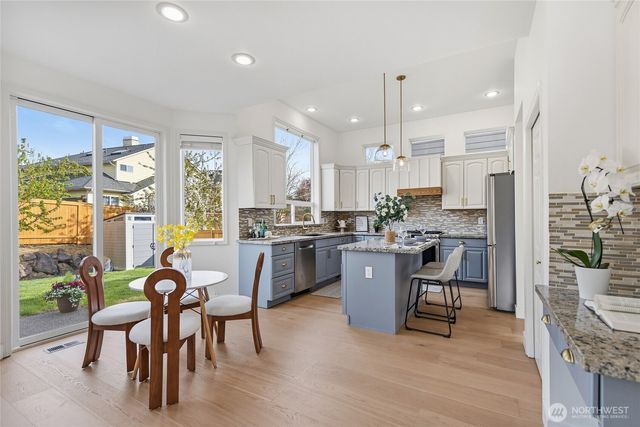 536 237th Ave SE SE, Sammamish, WA 98074