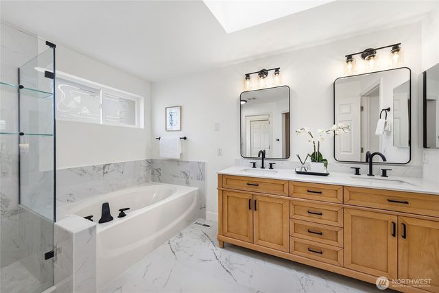 536 237th Ave SE SE, Sammamish, WA 98074