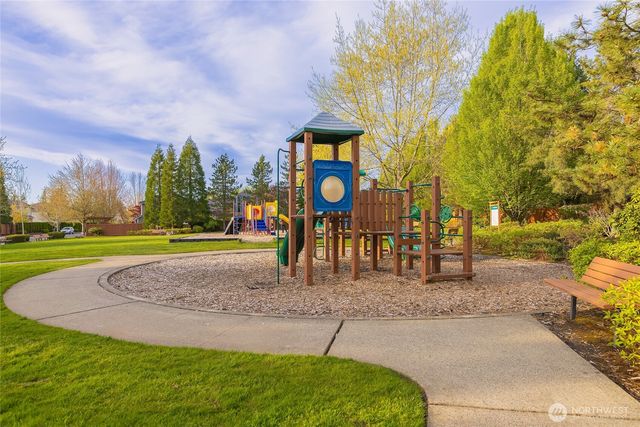 536 237th Ave SE SE, Sammamish, WA 98074