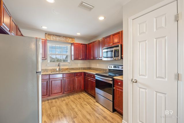 904 Sentinel Circle, Foley, AL 36535