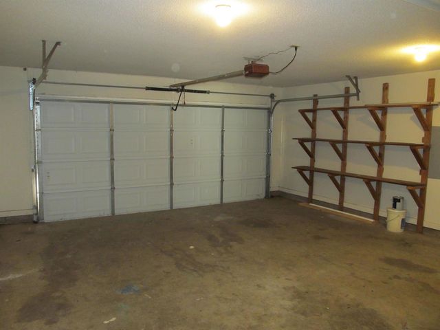 3371 SUMMERDALE DR, Bartlett, TN 38133