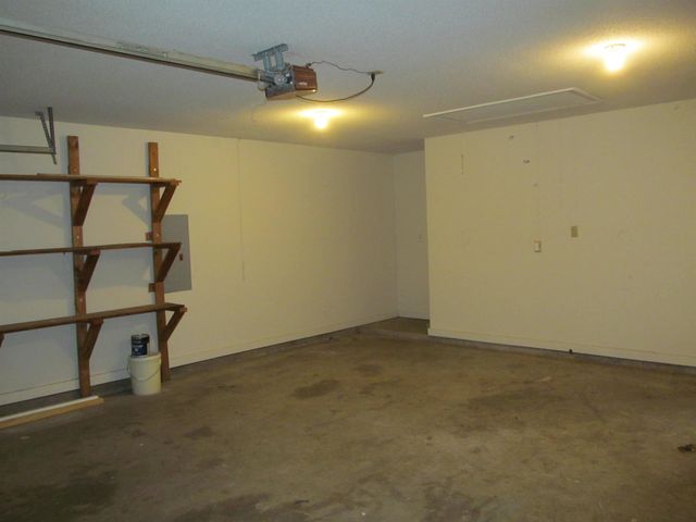 3371 SUMMERDALE DR, Bartlett, TN 38133