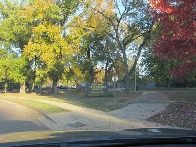 3371 SUMMERDALE DR, Bartlett, TN 38133