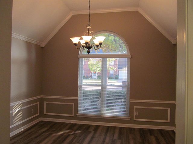 3371 SUMMERDALE DR, Bartlett, TN 38133