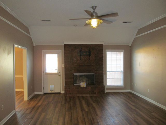 3371 SUMMERDALE DR, Bartlett, TN 38133