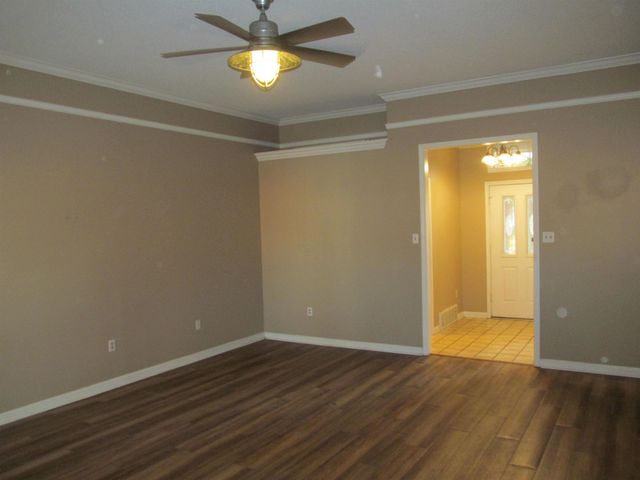 3371 SUMMERDALE DR, Bartlett, TN 38133