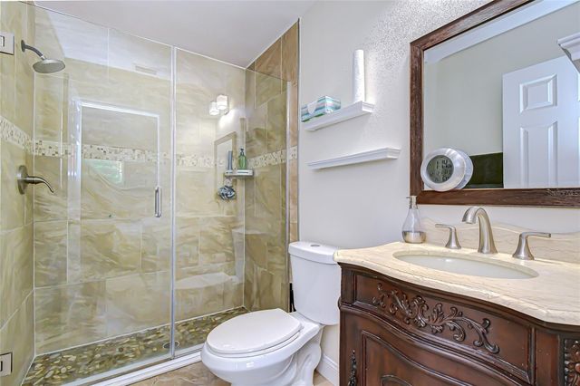 5127 LINKWOOD AVENUE, Tampa, FL 33625