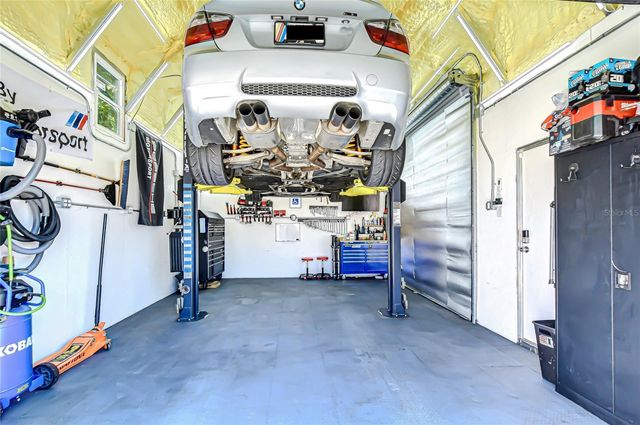 5127 LINKWOOD AVENUE, Tampa, FL 33625