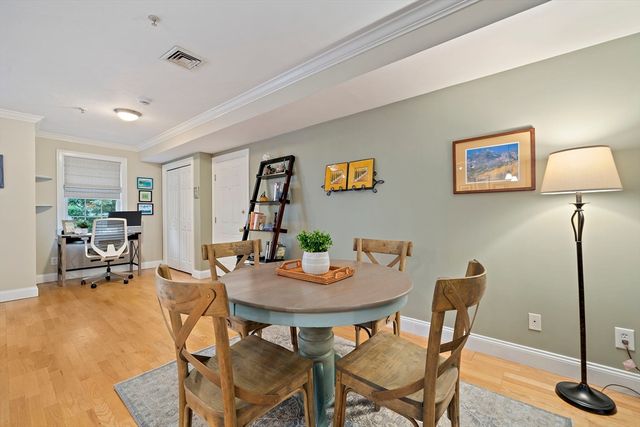4 Forge Pond C, Canton, MA 02021