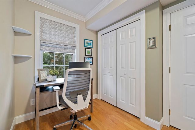 4 Forge Pond C, Canton, MA 02021
