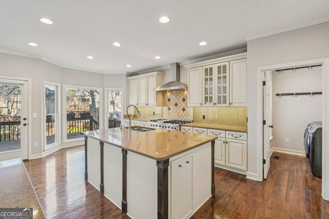 701 Whisper Wind Court, Woodstock, GA 30189