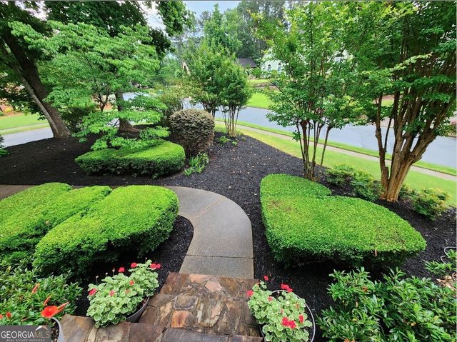 701 Whisper Wind Court, Woodstock, GA 30189