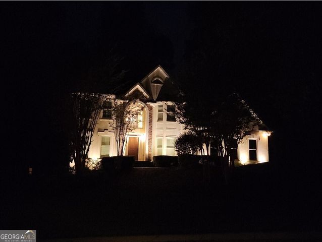 701 Whisper Wind Court, Woodstock, GA 30189