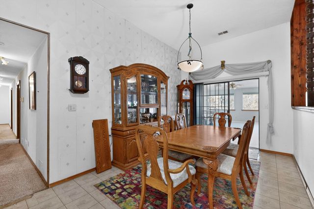 76 Canoncito Road, Cedar Crest, NM 87008