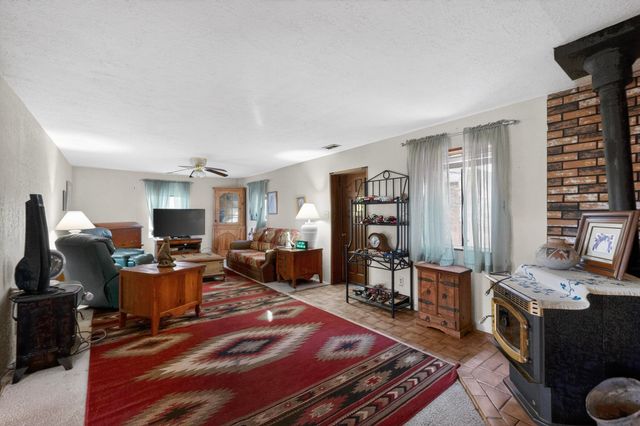 76 Canoncito Road, Cedar Crest, NM 87008