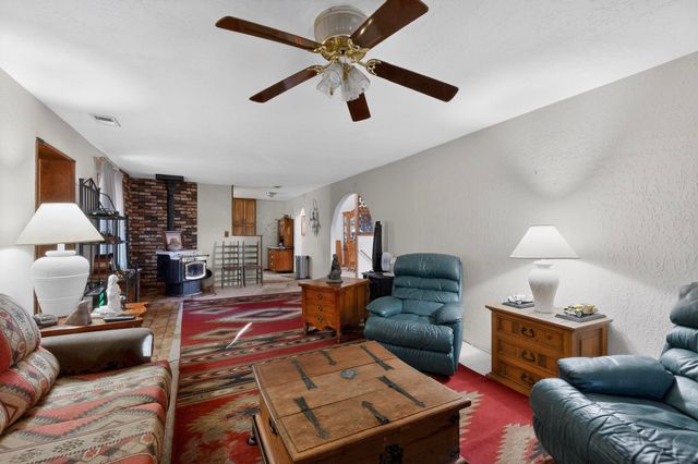 76 Canoncito Road, Cedar Crest, NM 87008