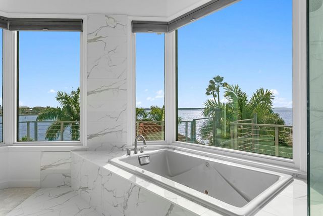 1315 JUMANA LOOP, Apollo Beach, FL 33572