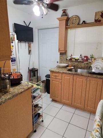 1425 Arthur Street 216B, Hollywood, FL 33020