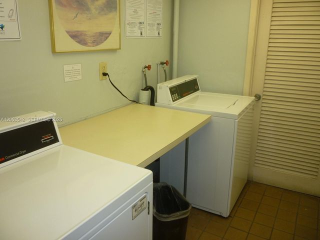 1425 Arthur Street 216B, Hollywood, FL 33020