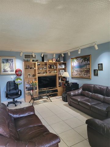 1425 Arthur Street 216B, Hollywood, FL 33020