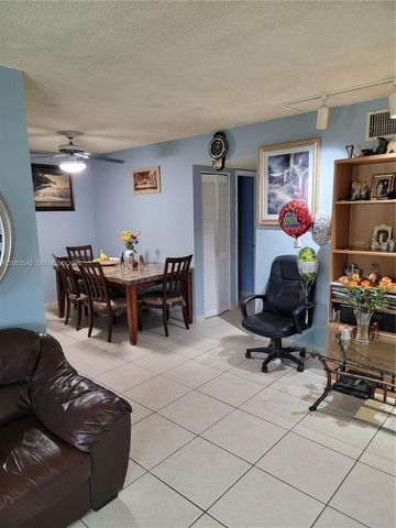 1425 Arthur Street 216B, Hollywood, FL 33020