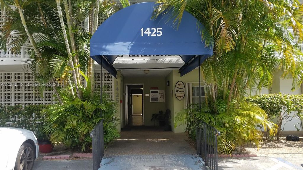 1425 Arthur Street 216B, Hollywood, FL 33020