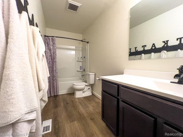 3165 Coventry Court, Flushing Charter Township, MI 48433