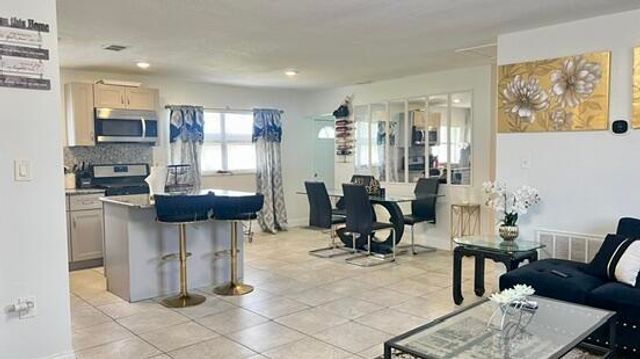 113 Hilton Drive, Fort Pierce, FL 34946