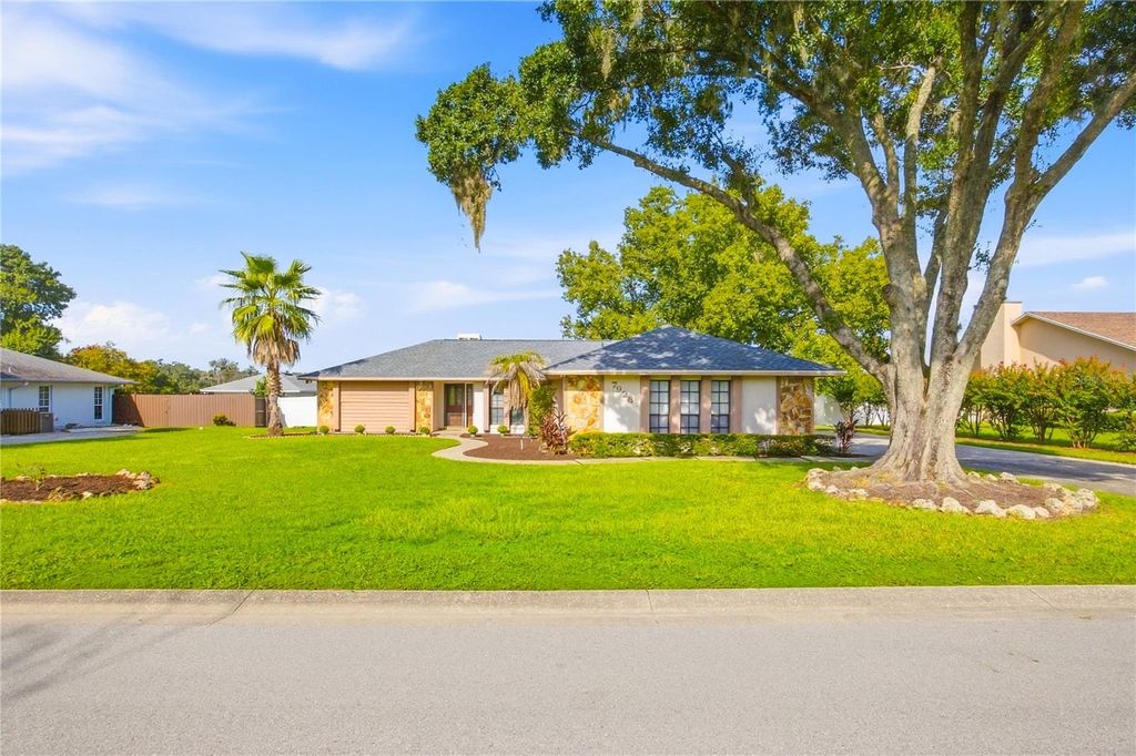 7926 W RIDGE POINTE DRIVE, Lakeland, FL 33810