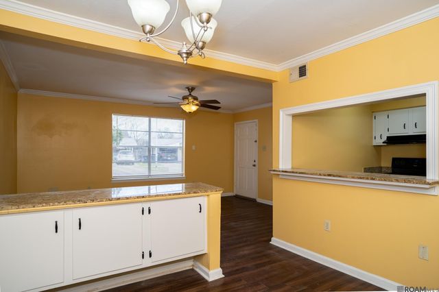4630 Southpark Dr, Baton Rouge, LA 70816