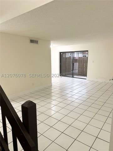 11313 SW 109th Rd 61-B, Miami, FL 33176