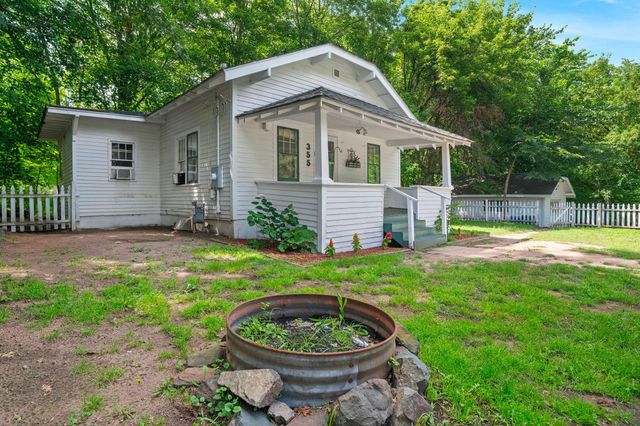 355 West Street, Taylors Falls, MN 55084