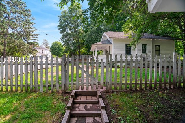 355 West Street, Taylors Falls, MN 55084