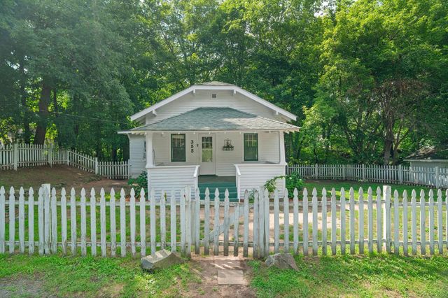 355 West Street, Taylors Falls, MN 55084