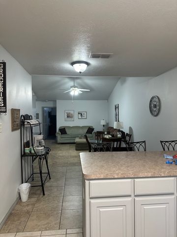 1409-1411 Western Oaks Court, Bryan, TX 77807