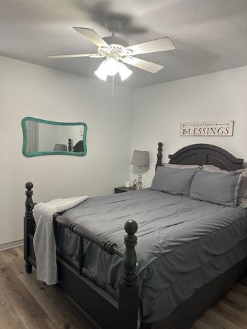 1409-1411 Western Oaks Court, Bryan, TX 77807