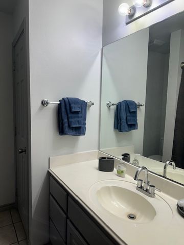 1409-1411 Western Oaks Court, Bryan, TX 77807