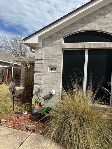 1409-1411 Western Oaks Court, Bryan, TX 77807